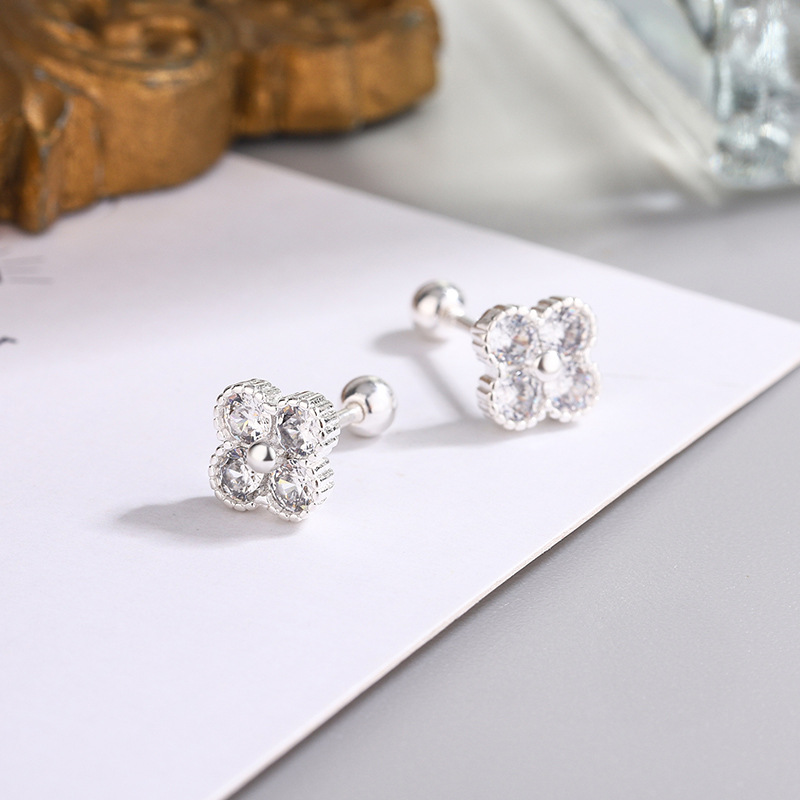 925 Sterling Silver Four Round - Body Jewelry Diamond recension och pris